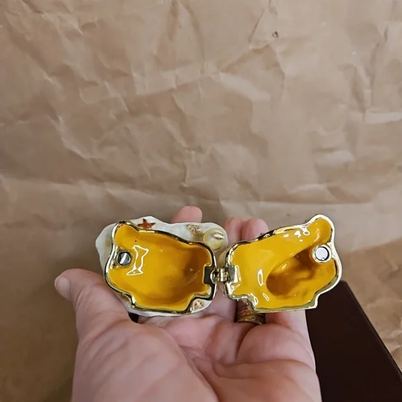 Jeweled Swarovski Enamel Yellow Sandcastle Trinket Box - Picture 5 of 7